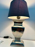 Zilverkleurige Tafellamp met Stoffen Kap, Huis en Inrichting, Lampen | Tafellampen, Ophalen of Verzenden, Zo goed als nieuw, Metaal