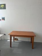 Mooie massief houten bureau, met Kris, Ophalen