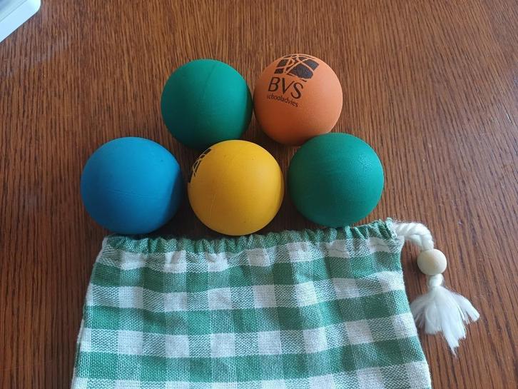 Stuiterballen – set van 5 (bewegend onderwijs / jongleren), Kinderen en Baby's, Speelgoed | Educatief en Creatief, Gebruikt, Ontdekken