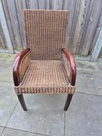 Noten houten stoel met rotan, Huis en Inrichting, Ophalen, Riet of Rotan, Bruin, Zo goed als nieuw