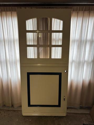 Hardhouten Voordeur met Glas 2050 x 930 beschikbaar voor biedingen