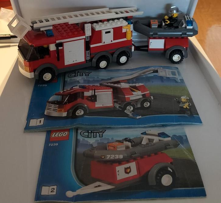 Lego 7239 Fire Truck, Kinderen en Baby's, Speelgoed | Duplo en Lego, Gebruikt, Lego, Complete set, Ophalen of Verzenden