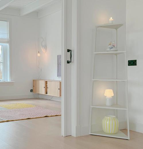 Hay design eiffel pronkrek stellingkast rek zandgrijs, Huis en Inrichting, Kasten | Stellingkasten, Zo goed als nieuw, Ophalen of Verzenden