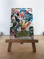 Justice League of America - Team History HC, Amerika, Ophalen of Verzenden, Zo goed als nieuw, Meerdere comics