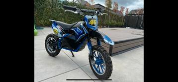 Crossmotor kind te huur  beschikbaar voor biedingen