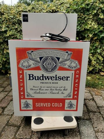 Originele Budweiser tafelkoelkast.  beschikbaar voor biedingen