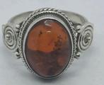 Zilveren ring met barnsteen - ringmaat 20, Sieraden, Tassen en Uiterlijk, Ringen, Gebruikt, Ophalen of Verzenden, Met edelsteen