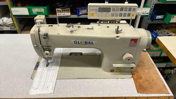 Naaimachine Global 3200 Aut, Hobby en Vrije tijd, Naaimachines en Toebehoren, Gebruikt, Naaimachine, Overige merken, Industrieel