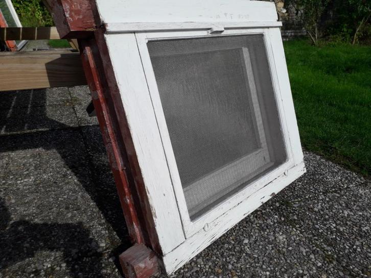 kozijn met valraam, Doe-het-zelf en Verbouw, Kozijnen en Schuifpuien, Gebruikt, Raamkozijn, Hout, Minder dan 75 cm, Minder dan 75 cm