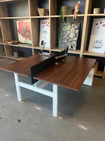 Ahrend duo-bureau slinger/monitor arm/stopcontact, 10 stuks - afbeelding 13