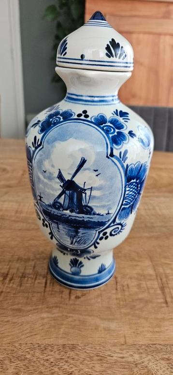 delfts blauwe jeneverkruik bols  beschikbaar voor biedingen