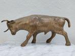 Authentiek bronzen beeld stier, Antiek en Kunst, Ophalen