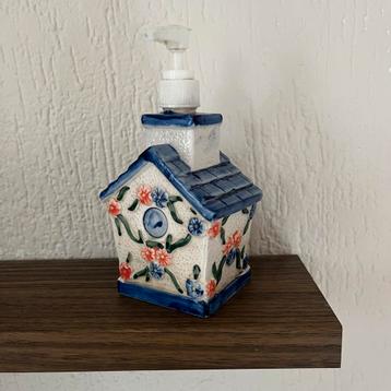 Vintage keramische zeep pomp - bloemmotief beschikbaar voor biedingen