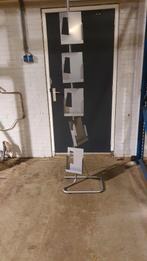 TIJDSCHRIFTEN/KRANTEN REK, Ophalen, Gebruikt