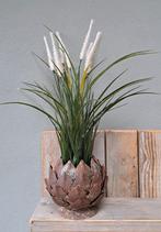 Artisjok bloempot incl. kunstplant, Tuin en Terras, Bloempotten, Gebruikt, Rond, Minder dan 25 cm, Metaal