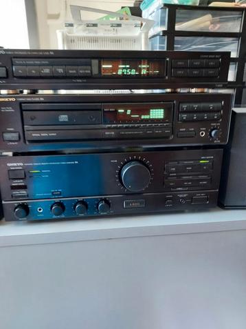 onkyo set ( vintage beest } beschikbaar voor biedingen