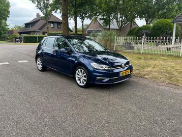 Volkswagen Golf 1.0 TSI 7-DSG Pano, Virtual, Bomvol Bjr.2017 beschikbaar voor biedingen