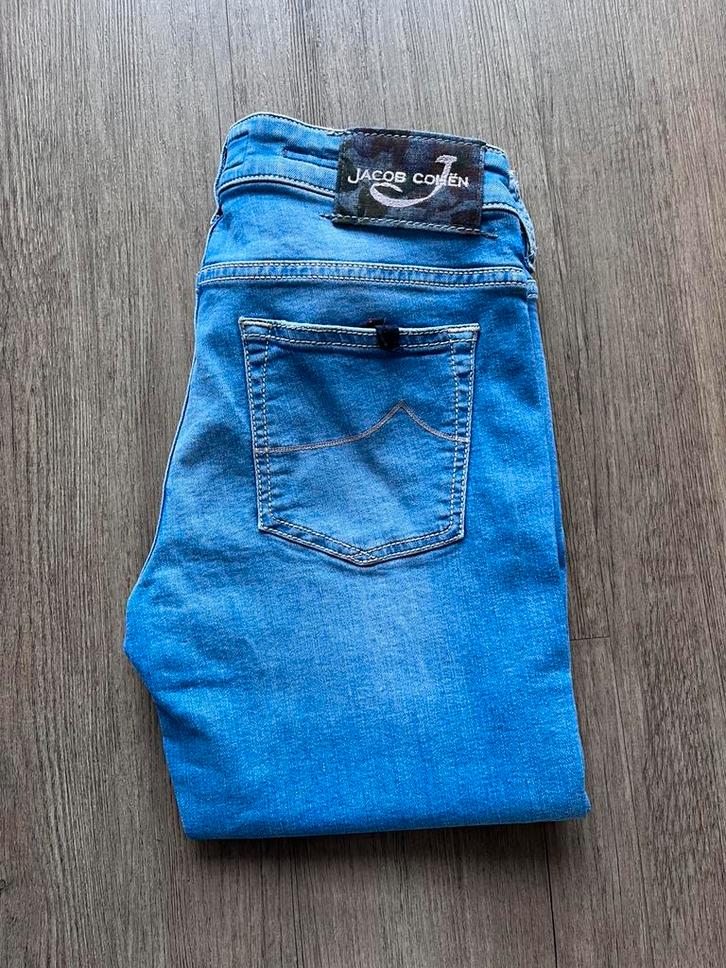 Jacob Cohen jeans size 29 type J7312 als nieuw, Kleding | Dames, Spijkerbroeken en Jeans, Zo goed als nieuw, W28 - W29 (confectie 36)
