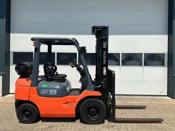 Toyota 2.5 ton Triplex Freelift Sideshift LPG Heftruck beschikbaar voor biedingen