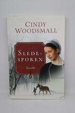 Sledesporen - Cindy Woodsmall, Boeken, Romans, Ophalen of Verzenden, Gelezen, Nederland