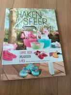 Haken & Sfeer - Haakboek met leuke projecten, Hobby en Vrije tijd, Verzenden, Zo goed als nieuw, Haken, Patroon of Boek