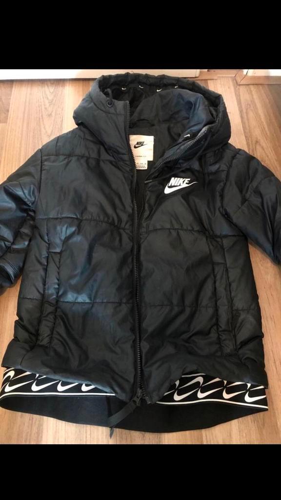 Zwarte Nike Therma-Fit Winterjas XS, Kleding | Dames, Jassen | Winter, Zo goed als nieuw, Maat 34 (XS) of kleiner, Zwart, Ophalen