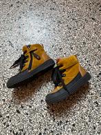 Warme leren schoenen okergeel, Schoenen, Ophalen of Verzenden, Zo goed als nieuw, Jochie & freaks