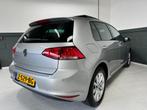 Volkswagen GOLF 1.2 TSI LOUNGE 5DRS *Pano/Stoelvw/4S Band*, Auto's, Volkswagen, 47 €/maand, Cruise Control, Te koop, Zilver of Grijs