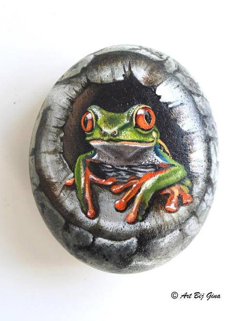 Boomkikker hand geschilderd op een mooie grote steen, Antiek en Kunst, Kunst | Overige Kunst, Ophalen of Verzenden