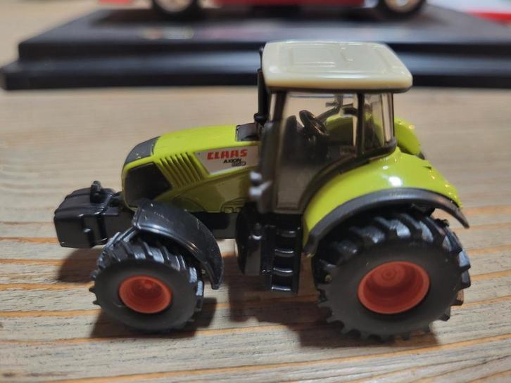 Siku Claas Trekker - Axion 850, Hobby en Vrije tijd, Modelbouw | Auto's en Voertuigen, Gebruikt, Auto, 1:50 of kleiner, Overige merken