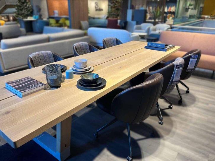 Leolux Baani stoelen – showroommodel, Huis en Inrichting, Stoelen, Zo goed als nieuw, Vijf, Zes of meer stoelen, Leer, Stof, Bruin