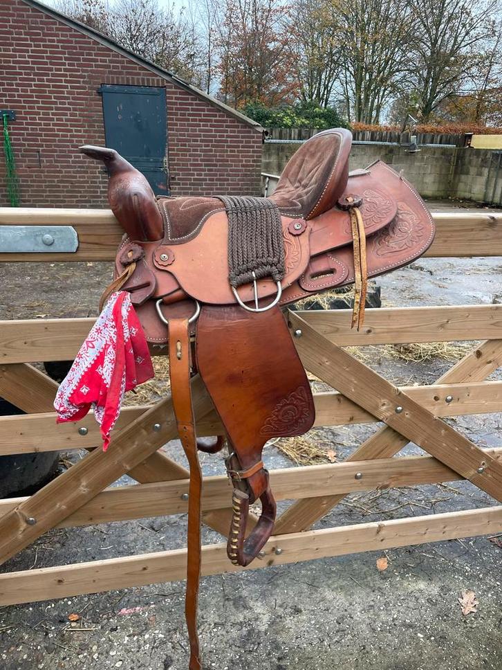 Westernzadel en hoofdstel, Dieren en Toebehoren, Paarden en Pony's | Zadels, Western, Ophalen