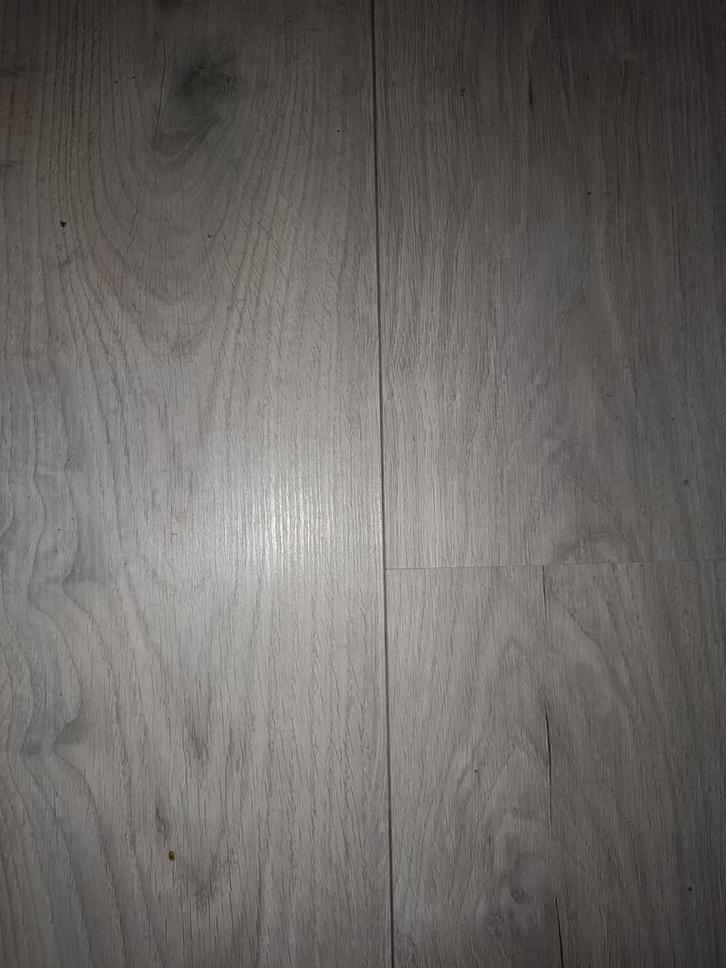 Licht laminaat vloer, Doe-het-zelf en Verbouw, Vloerdelen en Plavuizen, Zo goed als nieuw, Laminaat, Kunststof, 150 cm of meer