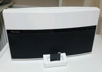 Pioneer xw-nav1-k cd dvd radio speaker bluetooth hdmi beschikbaar voor biedingen