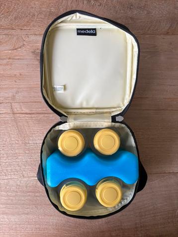 Medela moedermelkflesjes (7 stuks) + koeltasje beschikbaar voor biedingen