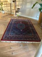 Vintage perzisch tapijt, Huis en Inrichting, Stoffering | Tapijten en Kleden, Ophalen of Verzenden, Zo goed als nieuw, Rechthoekig