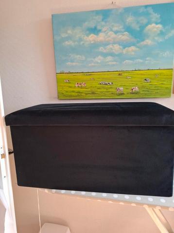 Zwarte Velours Poef met Deksel - 74x37x37 cm beschikbaar voor biedingen