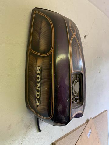 Honda cb750f1 tank beschikbaar voor biedingen