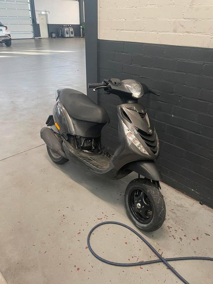 Piaggio Zip 172 Brom, Fietsen en Brommers, Scooters | Piaggio, Gebruikt, Zip, Maximaal 45 km/u, Tweetakt, Ophalen