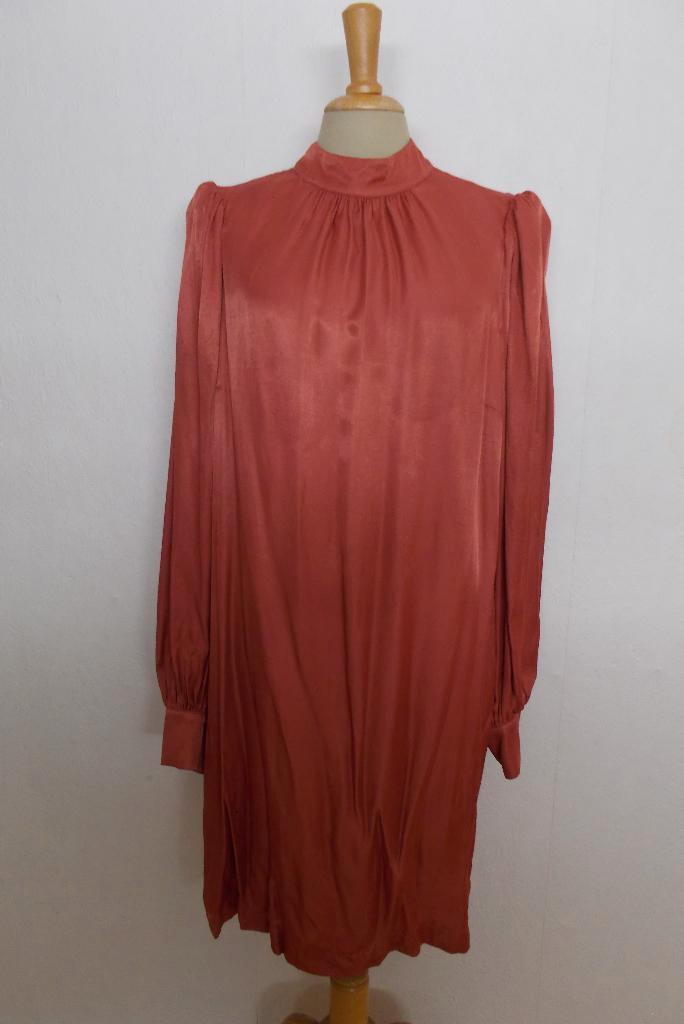 Mooie kleur glamour/shine jurk van Fifth house! 44, Kleding | Dames, Jurken, Zo goed als nieuw, Maat 42/44 (L), Overige kleuren