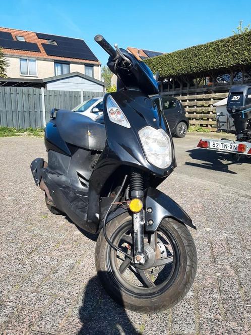 Sym orbit 2 GEEL KENTEKEN!!, Fietsen en Brommers, Scooters | Vespa, Zo goed als nieuw, Vespa LX, Maximaal 45 km/u, Benzine, Ophalen