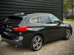 BMW X1 sDrive20i M-SPORT PANO|HUD|CAMERA|HiFi|HAAK, 1998 cc, Euro 6, Zwart, 1455 kg