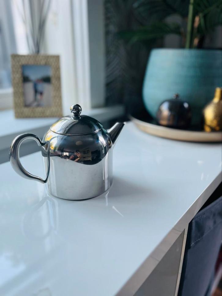 RVS theepot met uitneembaar theefilter, Huis en Inrichting, Keuken | Keukenbenodigdheden, Ophalen