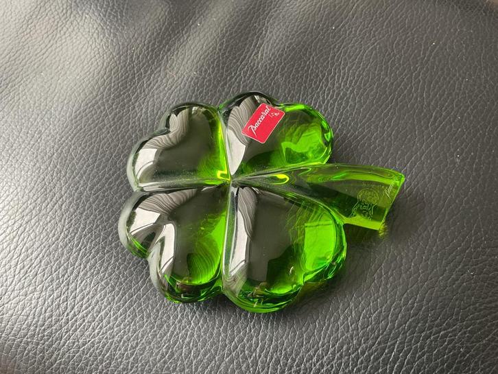 Baccarat Klavertje 4 Vintage Presse Papier, Antiek en Kunst, Antiek | Glas en Kristal, Ophalen of Verzenden