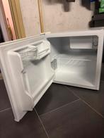 Compacte camping koelkast met vriesvak, Caravans en Kamperen, Caravan accessoires, Ophalen, Zo goed als nieuw