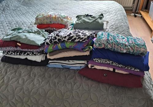 1 pakket dameskleding maat 42/44 z.g.a.n, Kleding | Dames, Dames-kledingpakketten, Zo goed als nieuw, Maat 42/44 (L), Ophalen of Verzenden