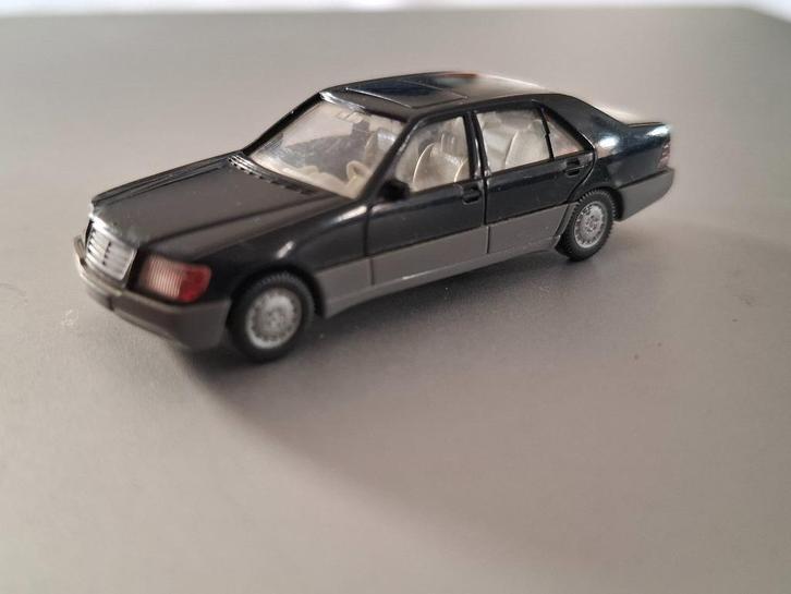 1:87 Mercedes S-klasse zwart Herpa € 4, Hobby en Vrije tijd, Modelauto's | 1:87, Zo goed als nieuw, Auto, Herpa, Verzenden