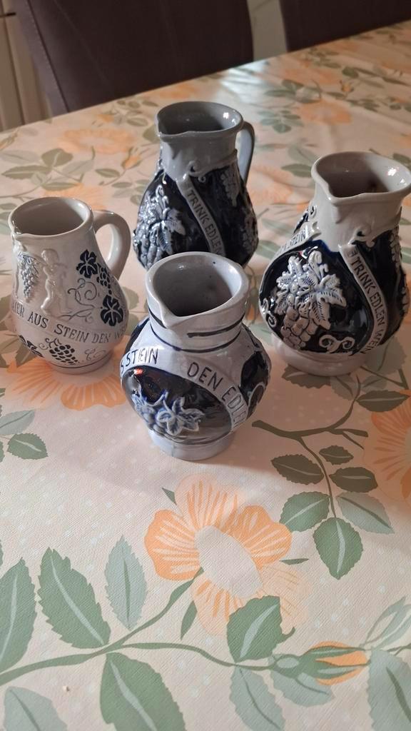 Duitse wijnkaraffen - 4 stuks, Antiek en Kunst, Antiek | Keramiek en Aardewerk, Ophalen of Verzenden