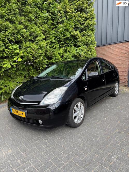 Toyota Prius 1.5 VVT-i Business Edition,Navi,Leder,Clima,Cam, Auto's, Toyota, Bedrijf, Te koop, Prius, ABS, Achteruitrijcamera