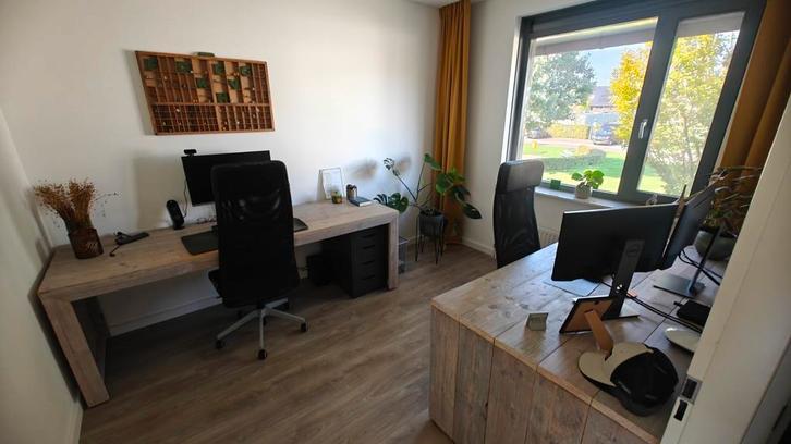 2 steigerhouten bureaus, Huis en Inrichting, Bureaus, Ophalen